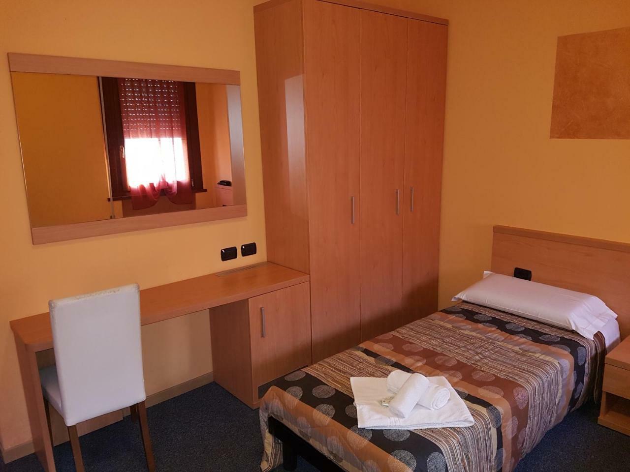 Albergo Ristorante Al Gallo Sanguinetto Εξωτερικό φωτογραφία